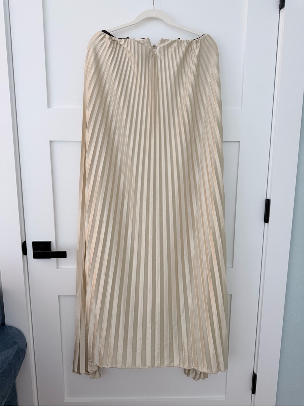 Source Unknown Gold Strapless Pleated Maxi Dress - Picture 3 of 6
